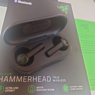 レイザー(LAZER)の✩最終値下げです✩RAZER☆イヤホン☆(ヘッドフォン/イヤフォン)