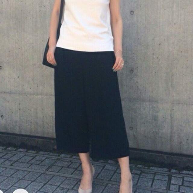 DEUXIEME CLASSE(ドゥーズィエムクラス)の《Deuxieme Classe》CROPPED WIDE パンツ 黒 ◆ レディースのパンツ(クロップドパンツ)の商品写真