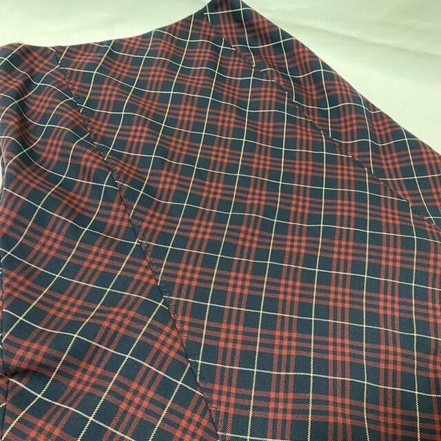 BURBERRY BLUE LABEL(バーバリーブルーレーベル)の【美品】バーバリーブルーレーベル★赤チェック柄★M相当★ひざ丈スカート レディースのスカート(ひざ丈スカート)の商品写真