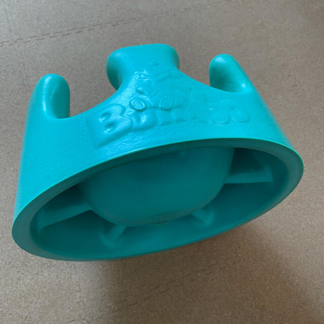 バンボ Bumbo グリーン green キッズ/ベビー/マタニティの授乳/お食事用品(その他)の商品写真