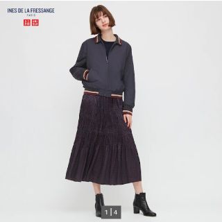 ユニクロ(UNIQLO)のシワが気にならない！ツイスト プリーツ ロング スカート ドット 水玉 ネイビー(ロングスカート)