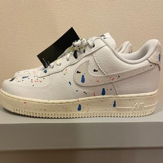 ナイキ(NIKE)のNIKE エアフォース1 07 LV8 ペイント(スニーカー)