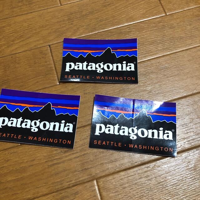 patagonia(パタゴニア)のパタゴニア　ステッカー3枚 自動車/バイクのバイク(ステッカー)の商品写真