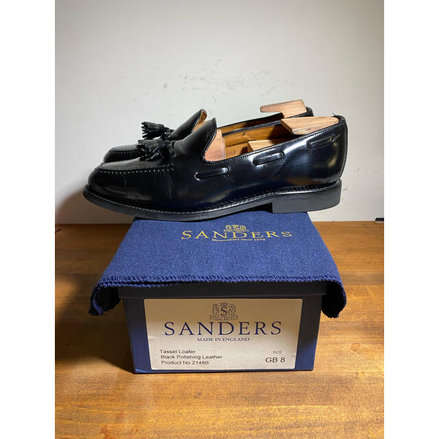 SANDERS(サンダース)のSANDERS  サンダース　ポリッシュレザー　タッセルローファー メンズの靴/シューズ(ドレス/ビジネス)の商品写真