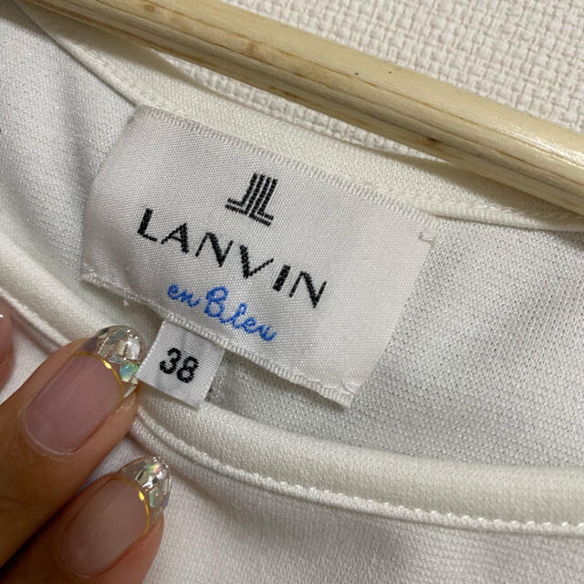 LANVIN en Bleu(ランバンオンブルー)のLANVIN en Bleu♡バッグフリルＴシャツ レディースのトップス(カットソー(半袖/袖なし))の商品写真