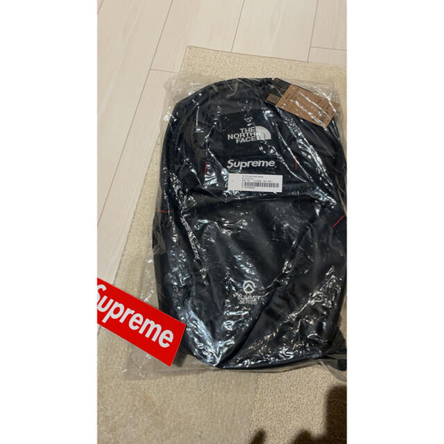 Supreme North Face Summit series 黒