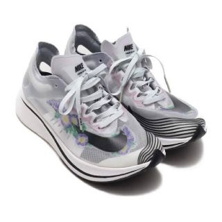 ナイキ(NIKE)のNIKE ウィメンズ　ズームフライ　sp 花柄　紫　レア(スニーカー)