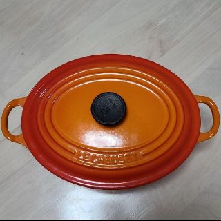 ルクルーゼ(LE CREUSET)の23オレンジ　ココットオーバル(鍋/フライパン)