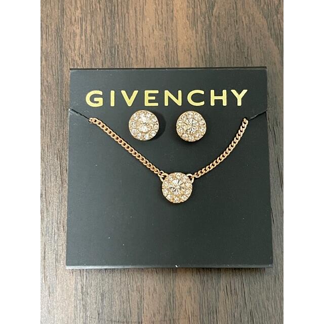 GIVENCHY(ジバンシィ)のGIVENCHY(ジバンシイ) ネックレス＆ピアスセット レディースのアクセサリー(ネックレス)の商品写真