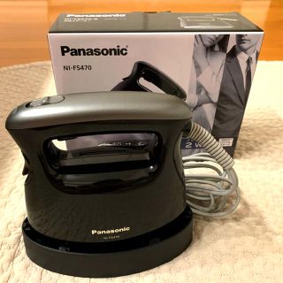 パナソニック(Panasonic)のPanasonic 衣類スチーマー　NI-FS470 ブラック(アイロン)