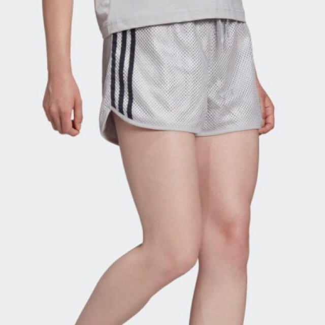 adidas(アディダス)の新品 adidas オリジナルス メッシュ ショート パンツ ハーフ ショーツ レディースのパンツ(ショートパンツ)の商品写真