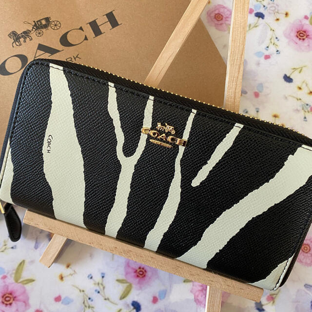 【COACH】コーチ長財布 (F52340)ゼブラ柄　ブラック×ホワイト