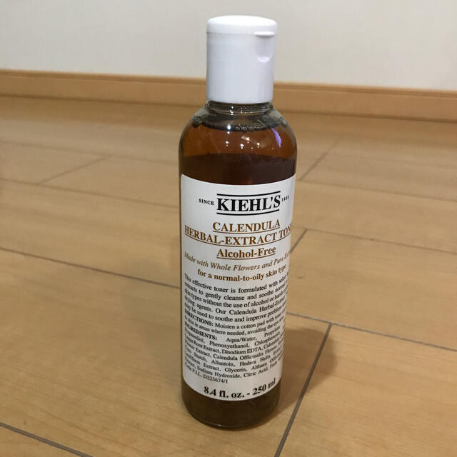 Kiehl's(キールズ)のキールズ　ハーバル トナー CL アルコールフリー　250ml コスメ/美容のスキンケア/基礎化粧品(化粧水/ローション)の商品写真