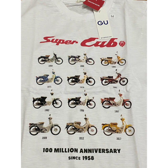 GU(ジーユー)の新品 スーパーカブ Tシャツ メンズ Mサイズ GU メンズのトップス(Tシャツ/カットソー(半袖/袖なし))の商品写真