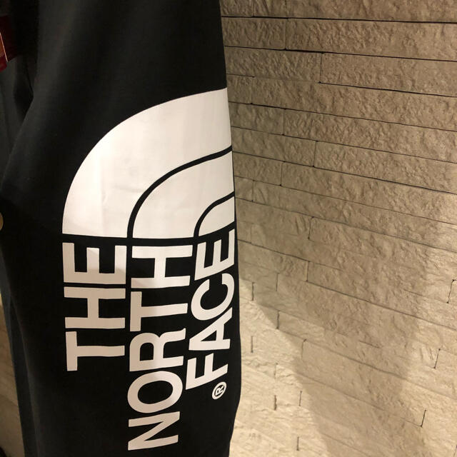 THE NORTH FACE(ザノースフェイス)の早い者勝ち！ノースフェイス 新品　タグ付き　レギンス　タイツ　　ブラックXL メンズのレッグウェア(レギンス/スパッツ)の商品写真