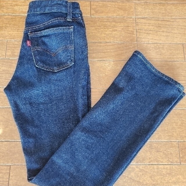 Levi's(リーバイス)のLevi'sストレートデニム レディースのパンツ(デニム/ジーンズ)の商品写真