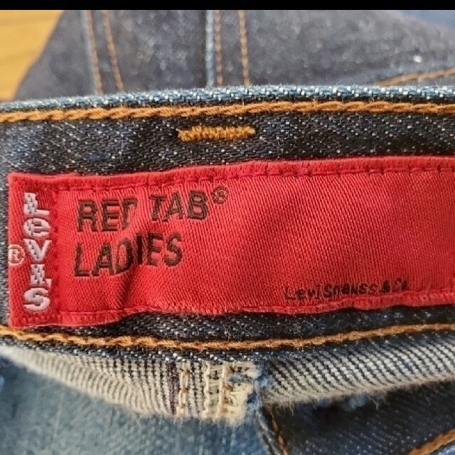 Levi's(リーバイス)のLevi'sストレートデニム レディースのパンツ(デニム/ジーンズ)の商品写真