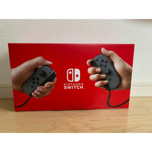 Nintendo Switch(ニンテンドースイッチ)の任天堂Switch本体　グレー色 エンタメ/ホビーのゲームソフト/ゲーム機本体(家庭用ゲーム機本体)の商品写真