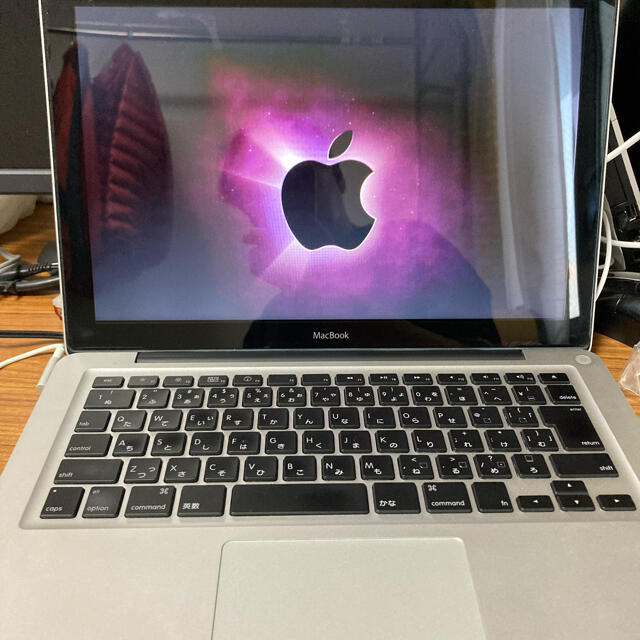 MacBook  2008