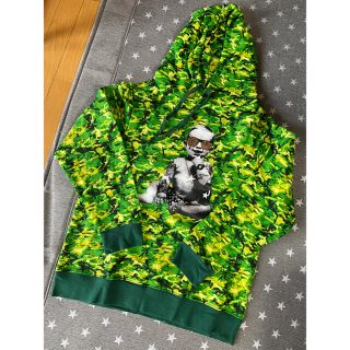 シュプリーム(Supreme)のスターリアン♡カモフラパーカー(パーカー)