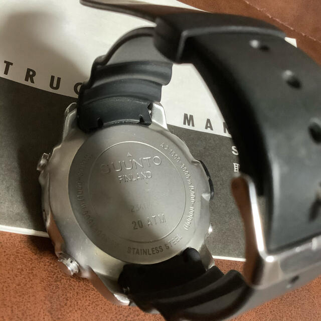 SUUNTO(スント)のダイビングコンピュータ　スティンガー　スント　SUUNTO スポーツ/アウトドアのスポーツ/アウトドア その他(マリン/スイミング)の商品写真