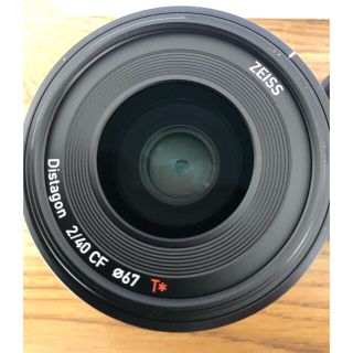 ソニー(SONY)の【美品】Zisse Batis 40mm f2 CF(レンズ(単焦点))