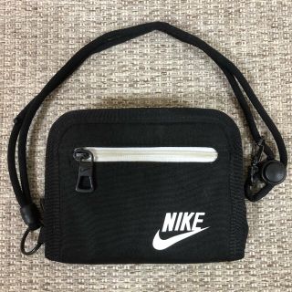 ナイキ(NIKE)のNIKE 二つ折り財布(財布)