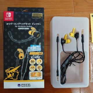 ニンテンドースイッチ(Nintendo Switch)の☆美品☆ホリゲーミングヘッドセット インイヤー ピカチュウ クール(ヘッドフォン/イヤフォン)