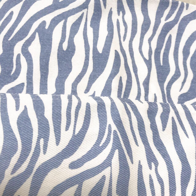 STYLENANDA - セットアップ ゼブラ柄キャミワンピ ショート丈 STYLENANDA - セットアップ ゼブラ柄キャミワンピ ショート丈