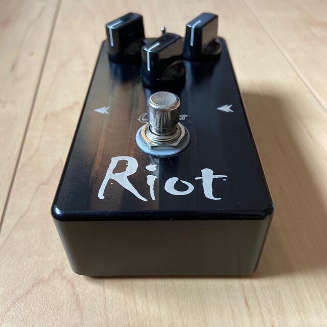 Suhr  Riot  Limited Edition  楽器のギター(エフェクター)の商品写真