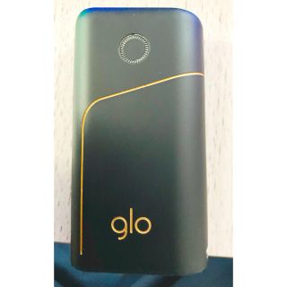 グロー(glo)のglo グロープロ　ブラックゴールド本体　充電器セット(タバコグッズ)