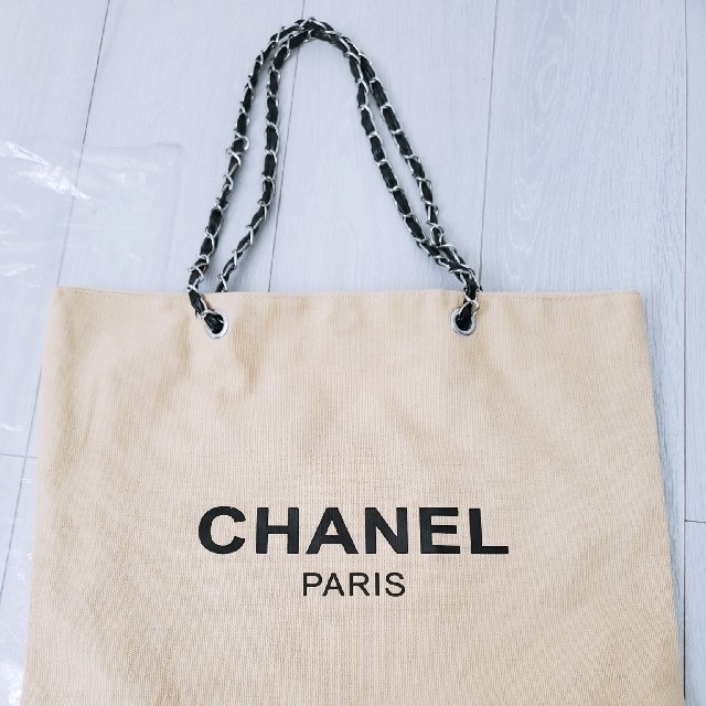 CHANEL - ☆CHANEL☆トートバッグ ノベルティの通販 by 一姫二 CHANEL - ☆CHANEL☆トートバッグ ノベルティの通販 by 一姫二