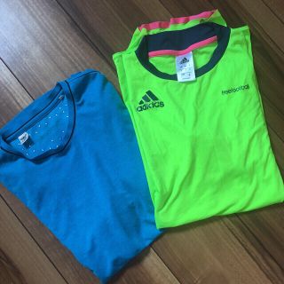 アディダス(adidas)のアディダス  Tシャツ　2枚セット　蛍光　黄緑　ピンク　水色(ウェア)