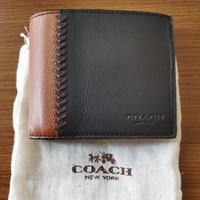 coach二つ折り財布　名刺入れ付き