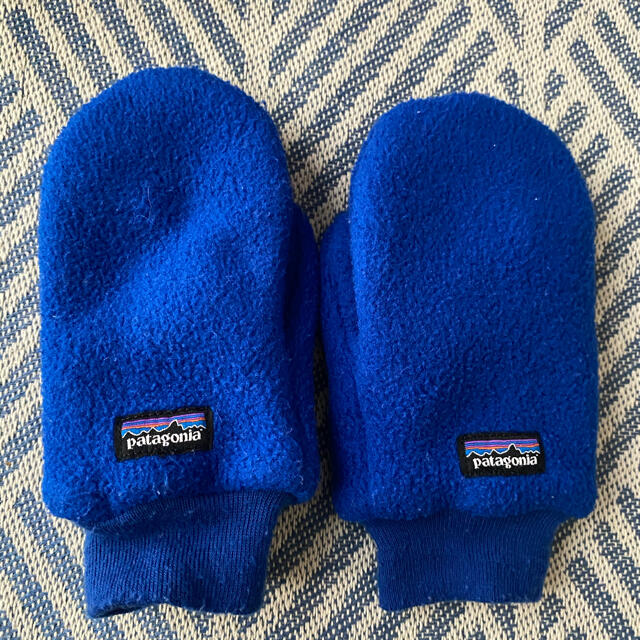 patagonia(パタゴニア)のPatagonia キッズミトン キッズ/ベビー/マタニティのこども用ファッション小物(手袋)の商品写真