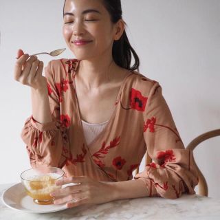 エイチアンドエイチ(H&H)のh&m 矢野未希子さん着用　ラップドレス(ロングワンピース/マキシワンピース)