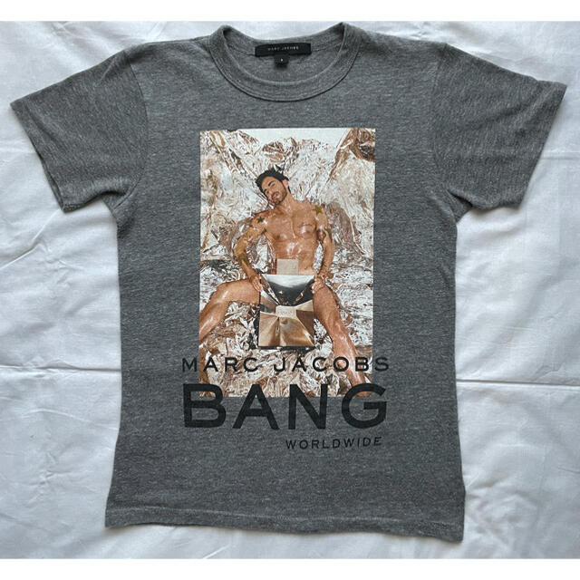 MARC JACOBS(マークジェイコブス)のレア　マークジェイコブス　BANGTシャツ レディースのトップス(Tシャツ(半袖/袖なし))の商品写真