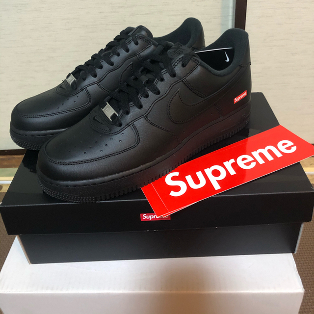 SUPREME × NIKE AIR FORCE 1 LOW BLACK