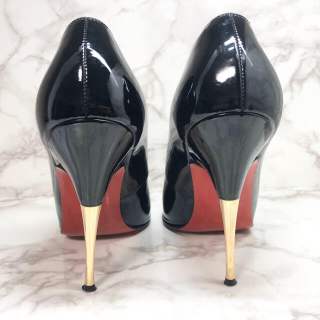☆美品 クリスチャンルブタン 35 ポインテッドトゥ エナメルパンプス