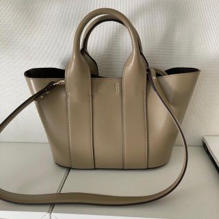 ザラ(ZARA)のザラ　ハードトートバッグ(トートバッグ)