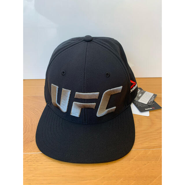 Reebok(リーボック)のReebok (U)UFC FLAT PEAK CAP リーボック　帽子　 メンズの帽子(キャップ)の商品写真