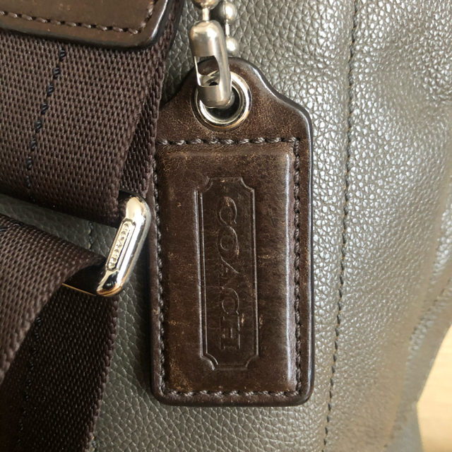 COACH(コーチ)のCOACH コーチ　ボディバッグ　ショルダーバッグ メンズのバッグ(ボディーバッグ)の商品写真