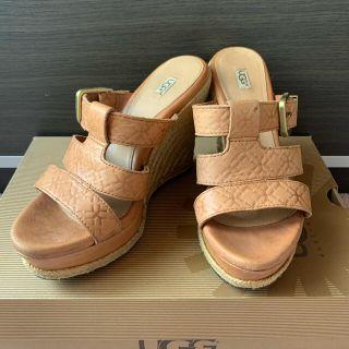 アグ(UGG)のuggサンダル(サンダル)