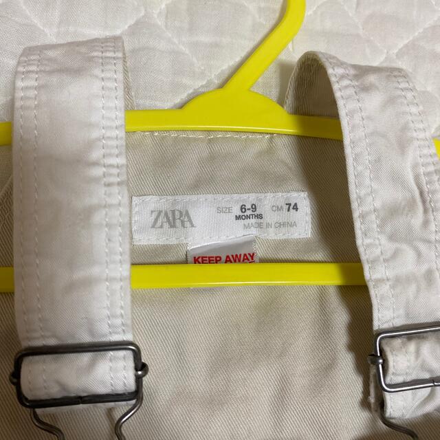 ZARA(ザラ)の[衣類]さら様　ZARA◆ホワイト サロペット (ベビー) 74cm キッズ/ベビー/マタニティのベビー服(~85cm)(パンツ)の商品写真