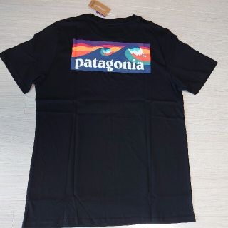 パタゴニア(patagonia)のM パタゴニア P-6 sleeve T-shirt 39045 波 ロゴ  黒(Tシャツ/カットソー(半袖/袖なし))