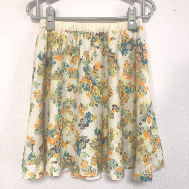 AMERICAN RAG CIE(アメリカンラグシー)のアメリカンラグシー☆花柄フレアスカート レディースのスカート(ミニスカート)の商品写真