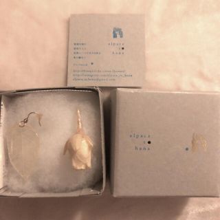 Alpaca to Hana  アルパカと花　花&葉ピアス(ピアス)