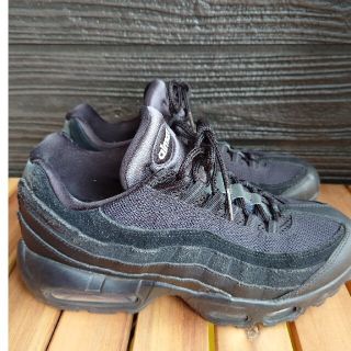 ナイキ(NIKE)のAIRMAX95 ESSENTIAL エアマックス エッセンシャル 黒 ブラック(スニーカー)