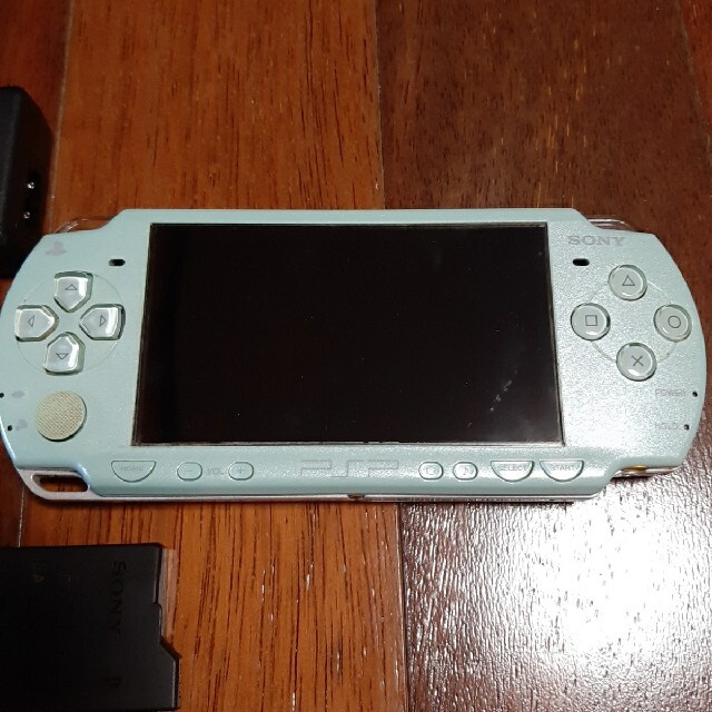 PSP-2000 フェリシアブルー