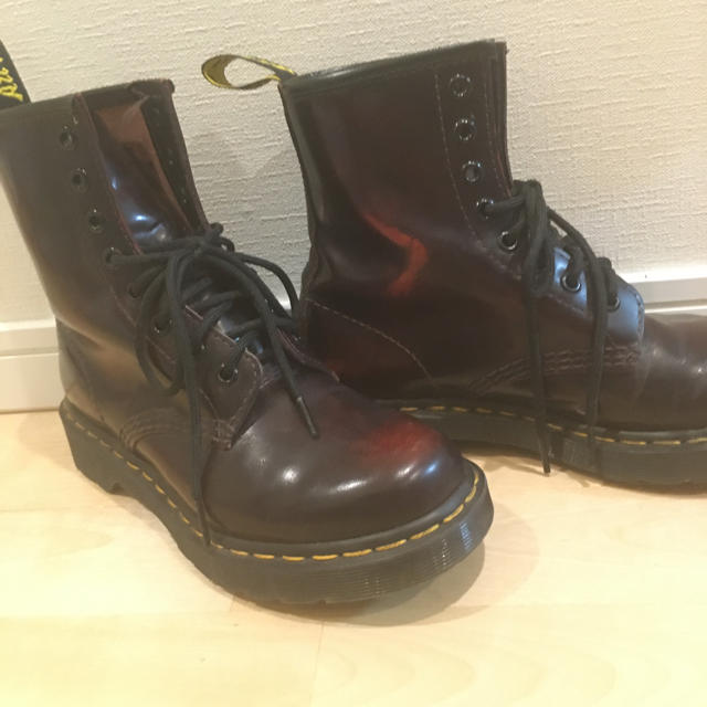 Dr.Martens(ドクターマーチン)の【erena様】ドクターマーチン 8ホール チェリーレッドアルカディア レディースの靴/シューズ(ブーツ)の商品写真